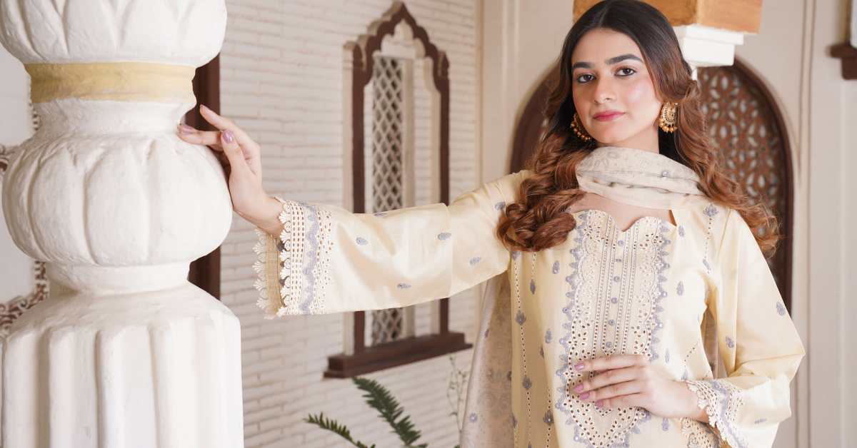 pakistani kurta sets for modern women