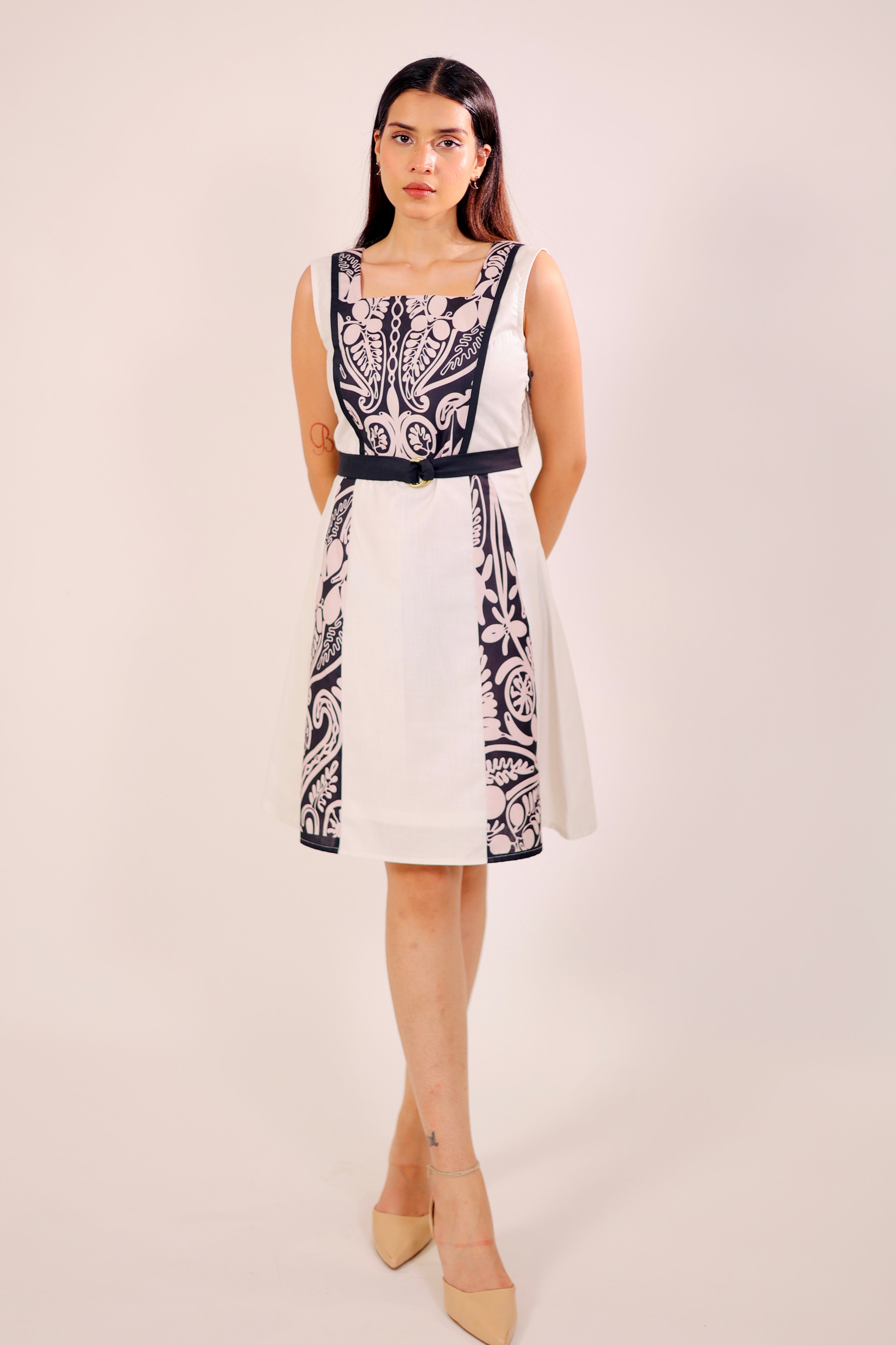 Classic Contrast Midi Dress