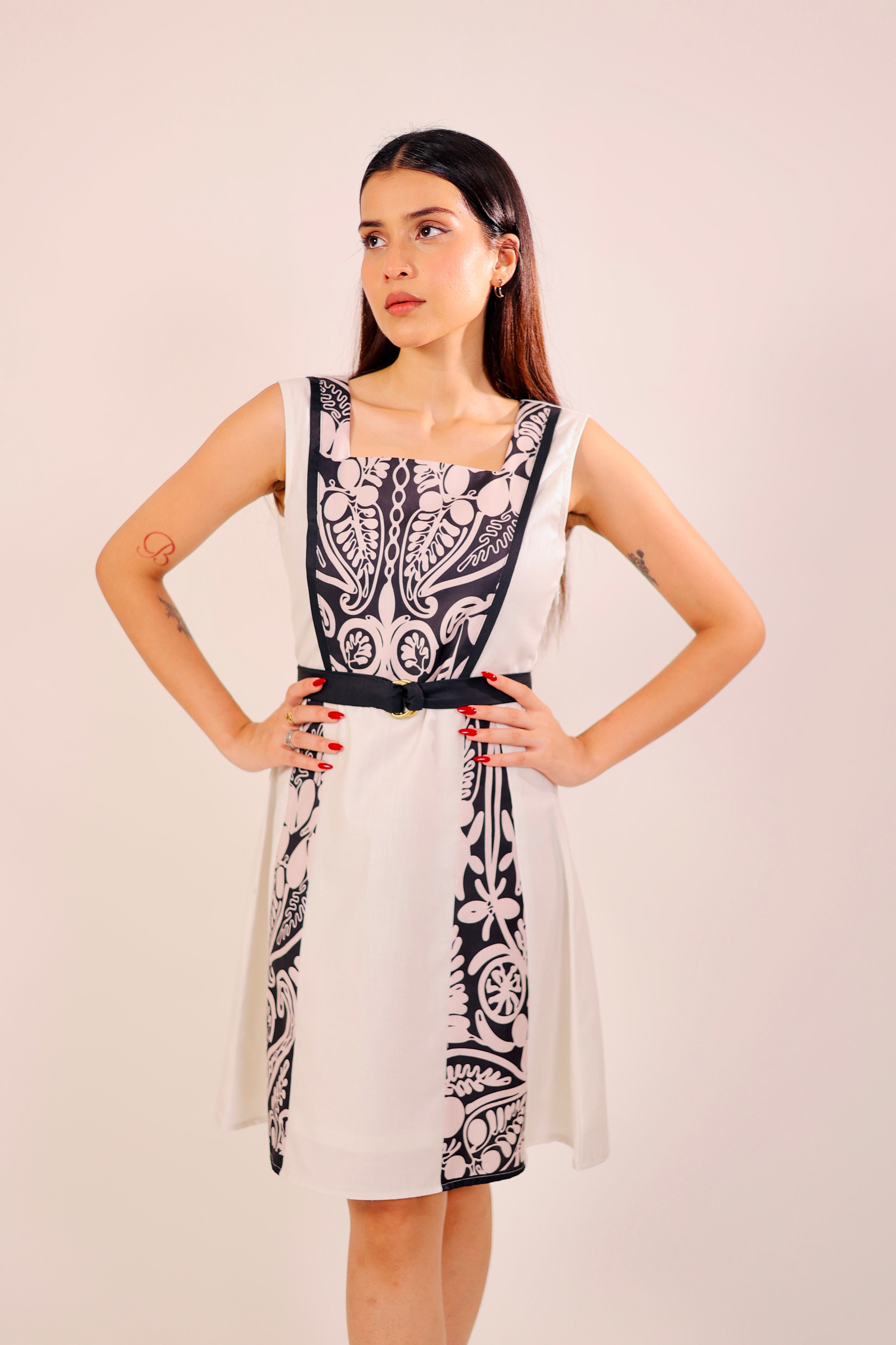 Classic Contrast Midi Dress