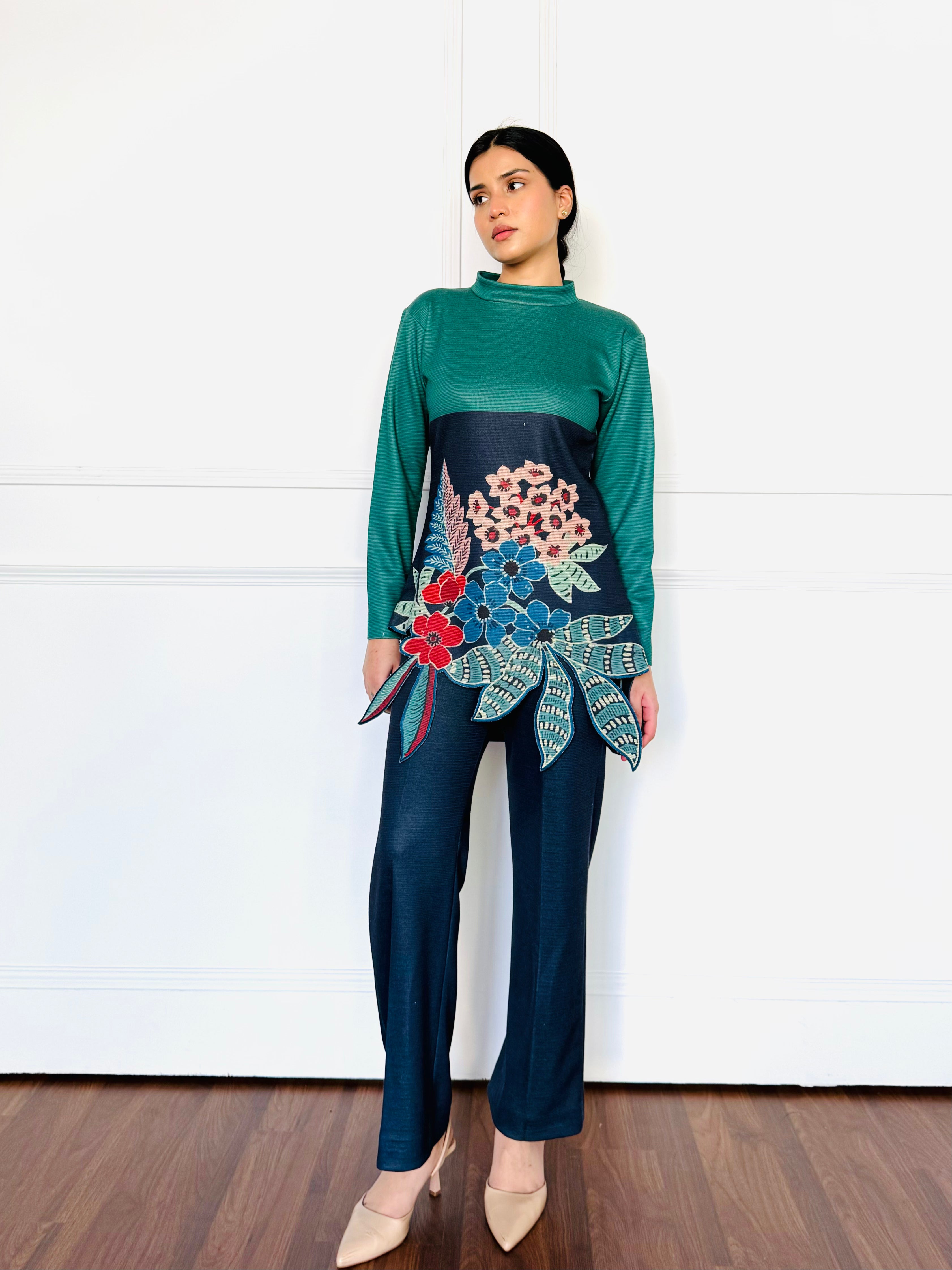 Green & Blue Cutwork Woollen Co-ord Set