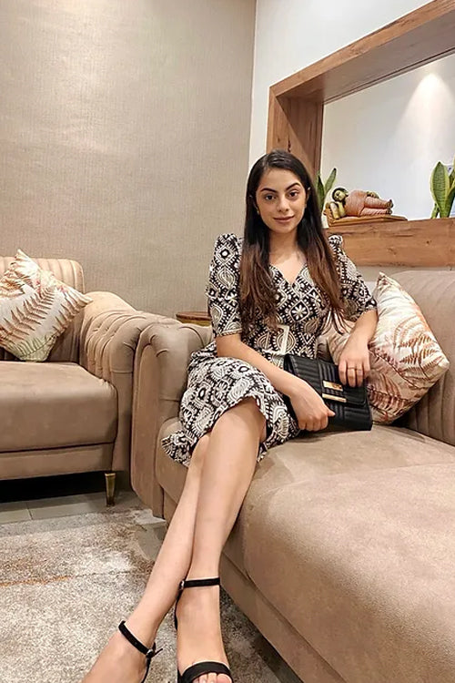 Elly Printed Black Dress With Belt