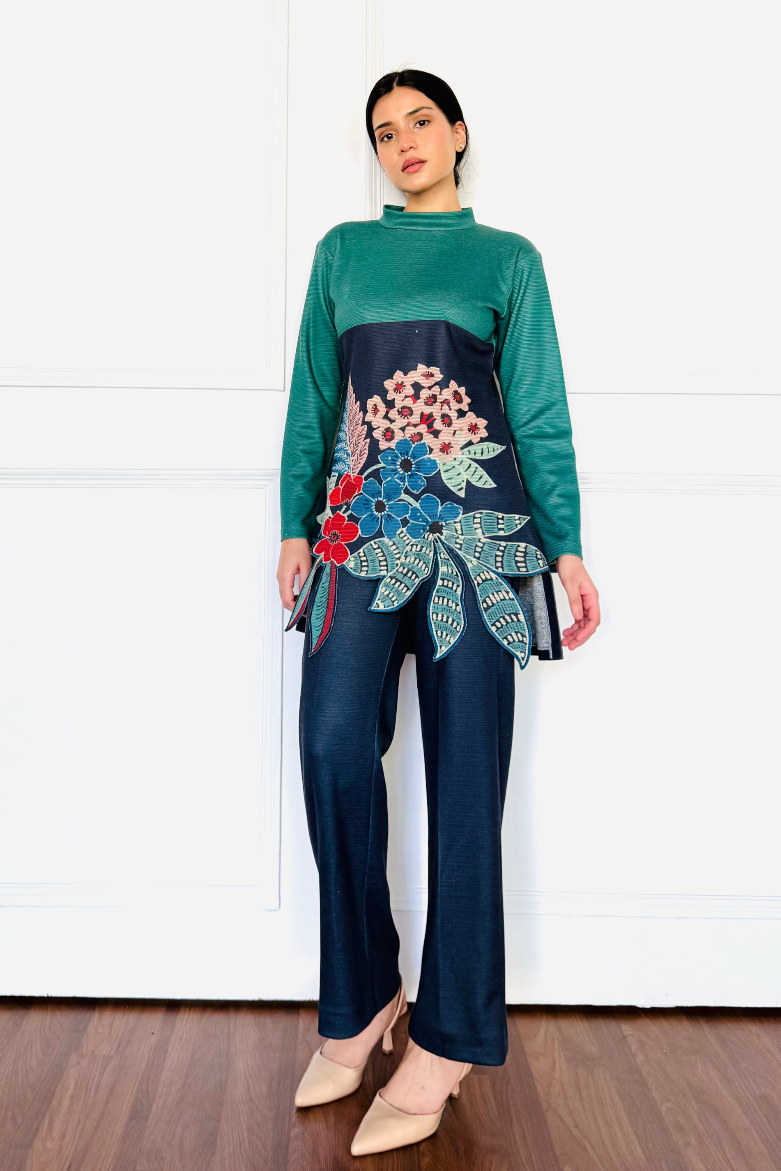 Green & Blue Cutwork Woollen Co-ord Set