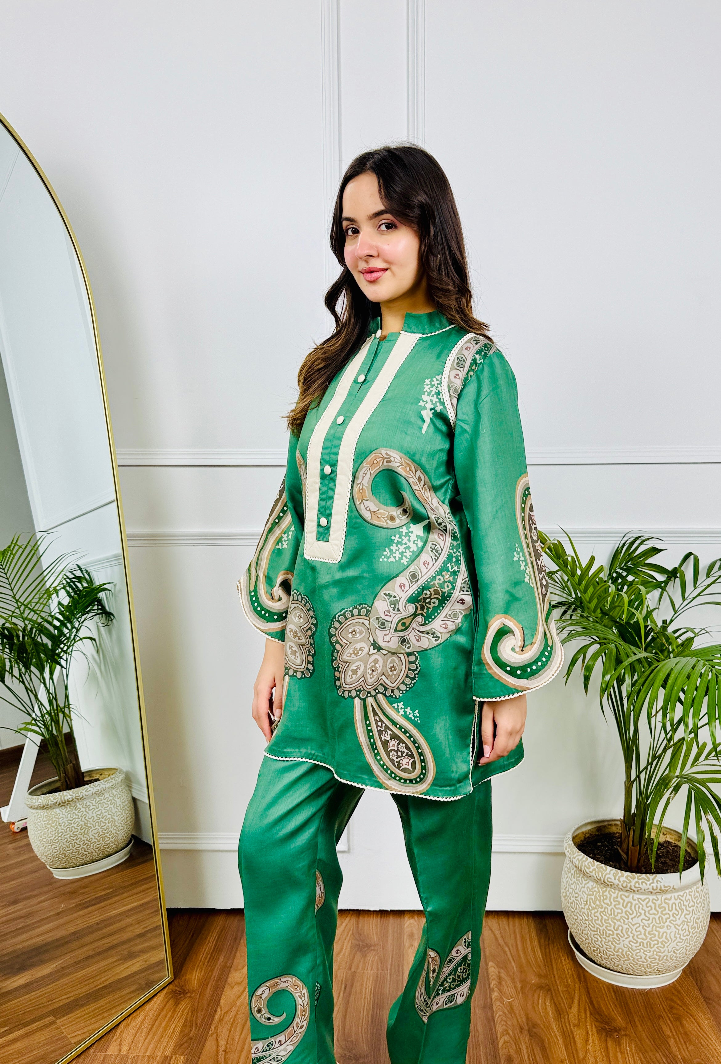 Moss Paisley Kurta Set