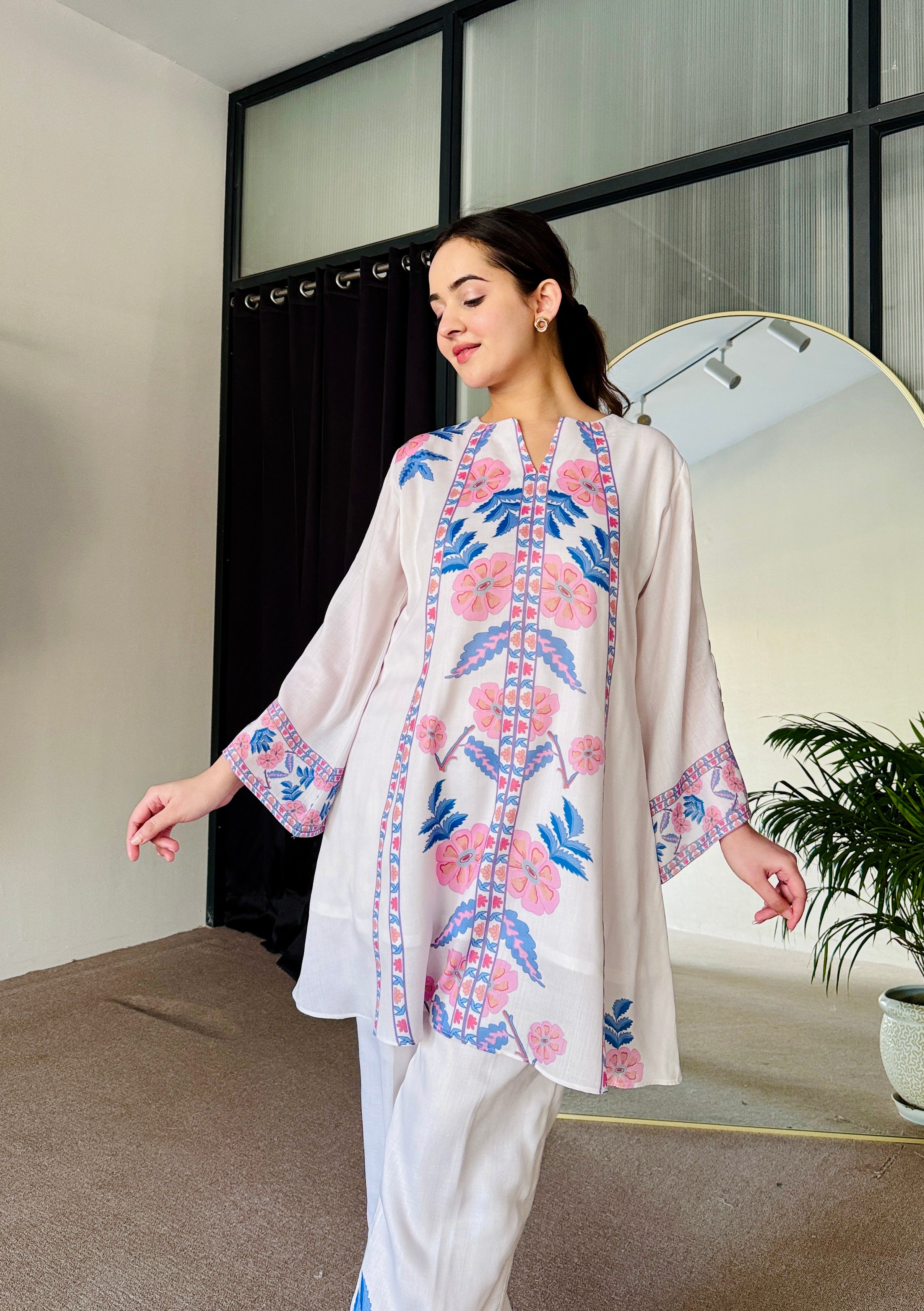 Pearl Petals Kurta Set