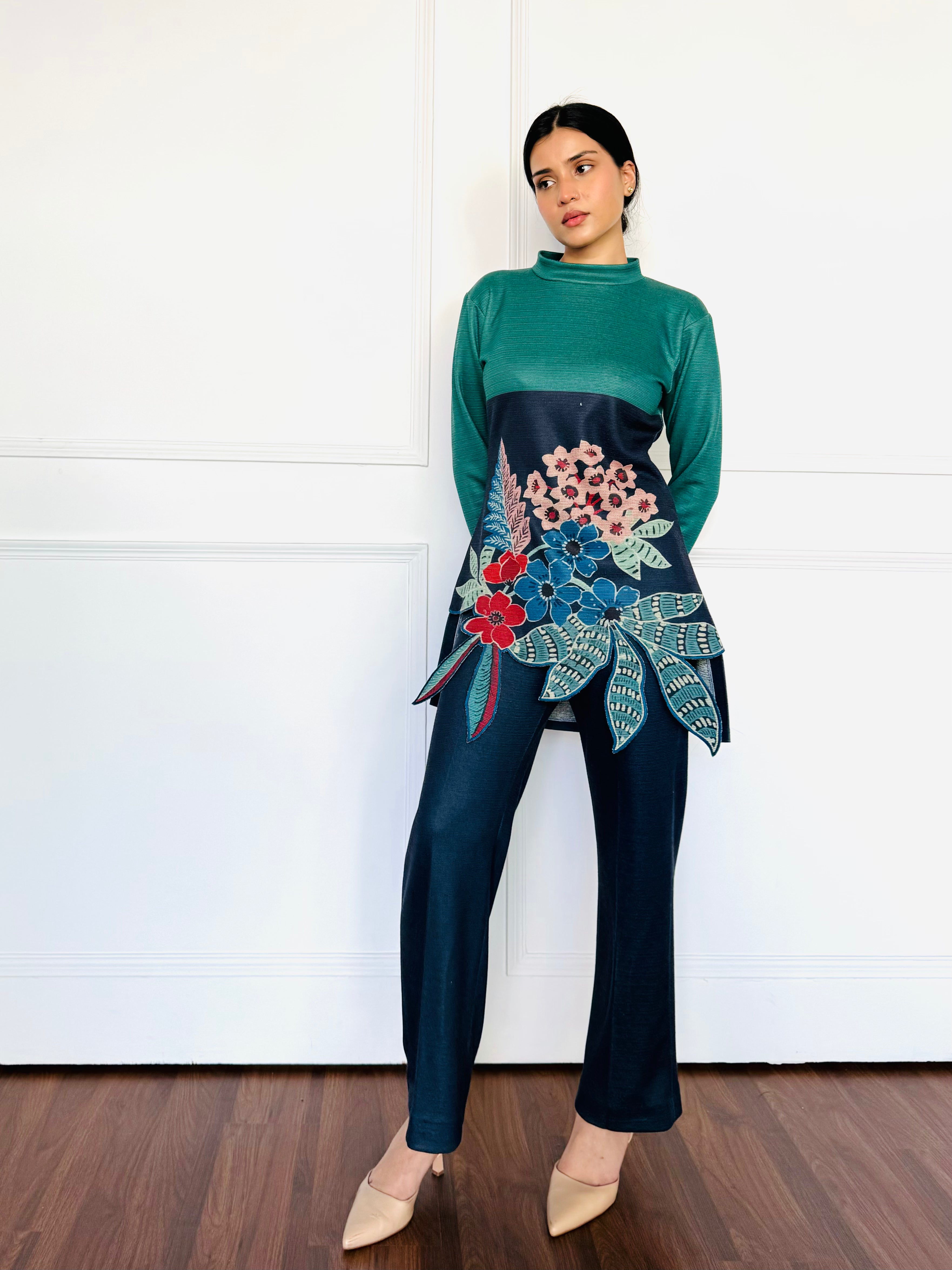 Green & Blue Cutwork Woollen Co-ord Set