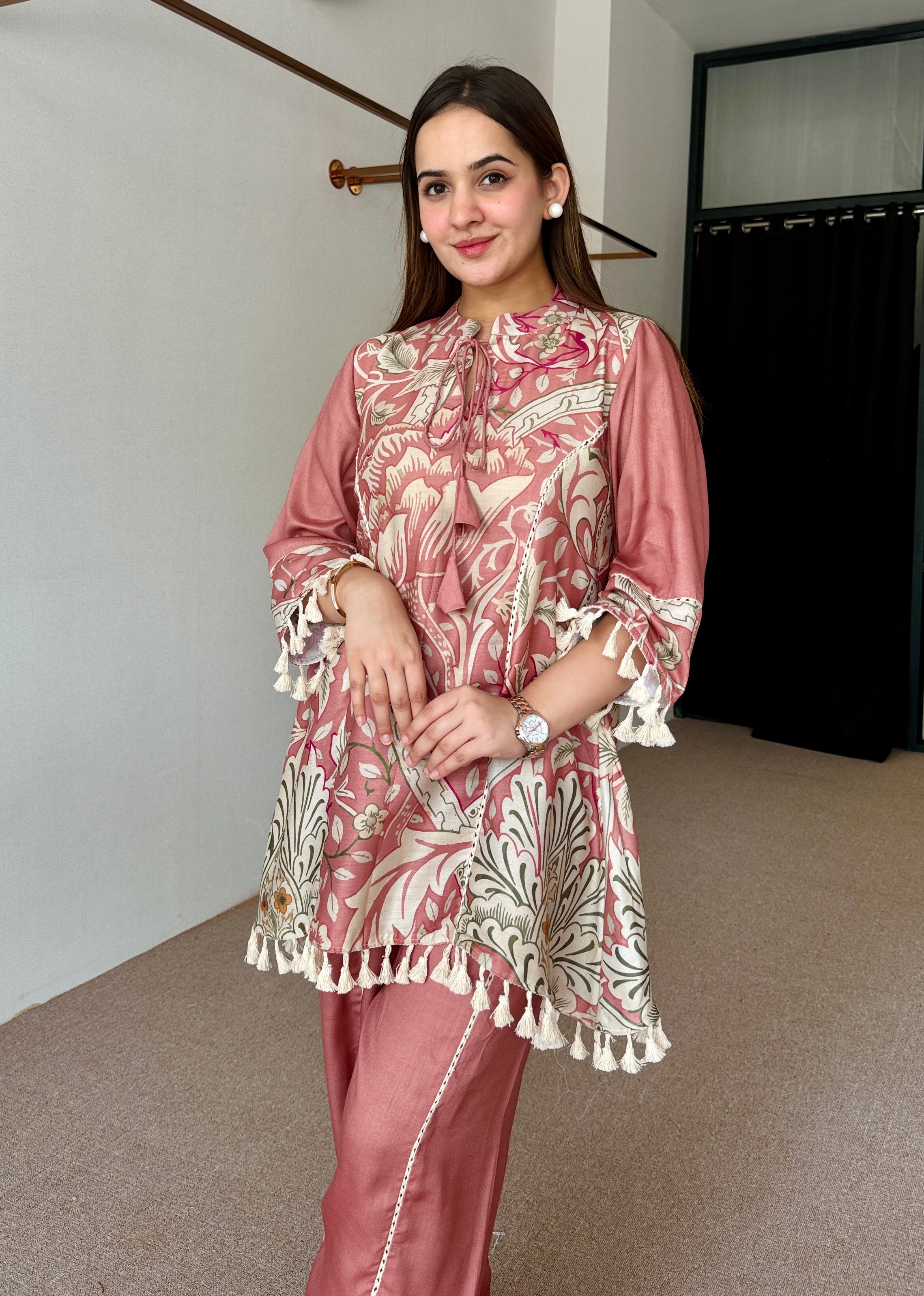 Ayna Festive Kurta Set