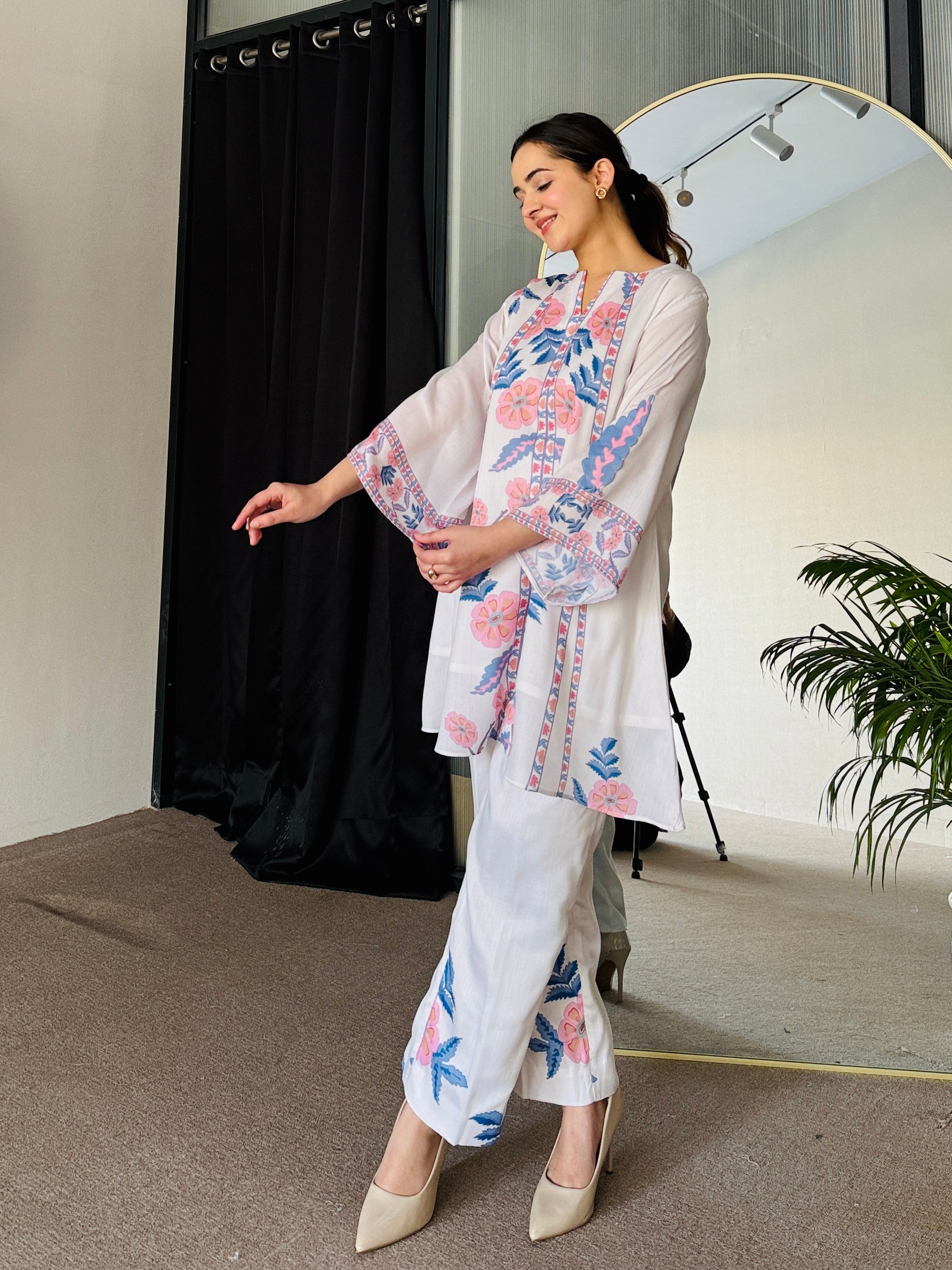 Pearl Petals Kurta Set
