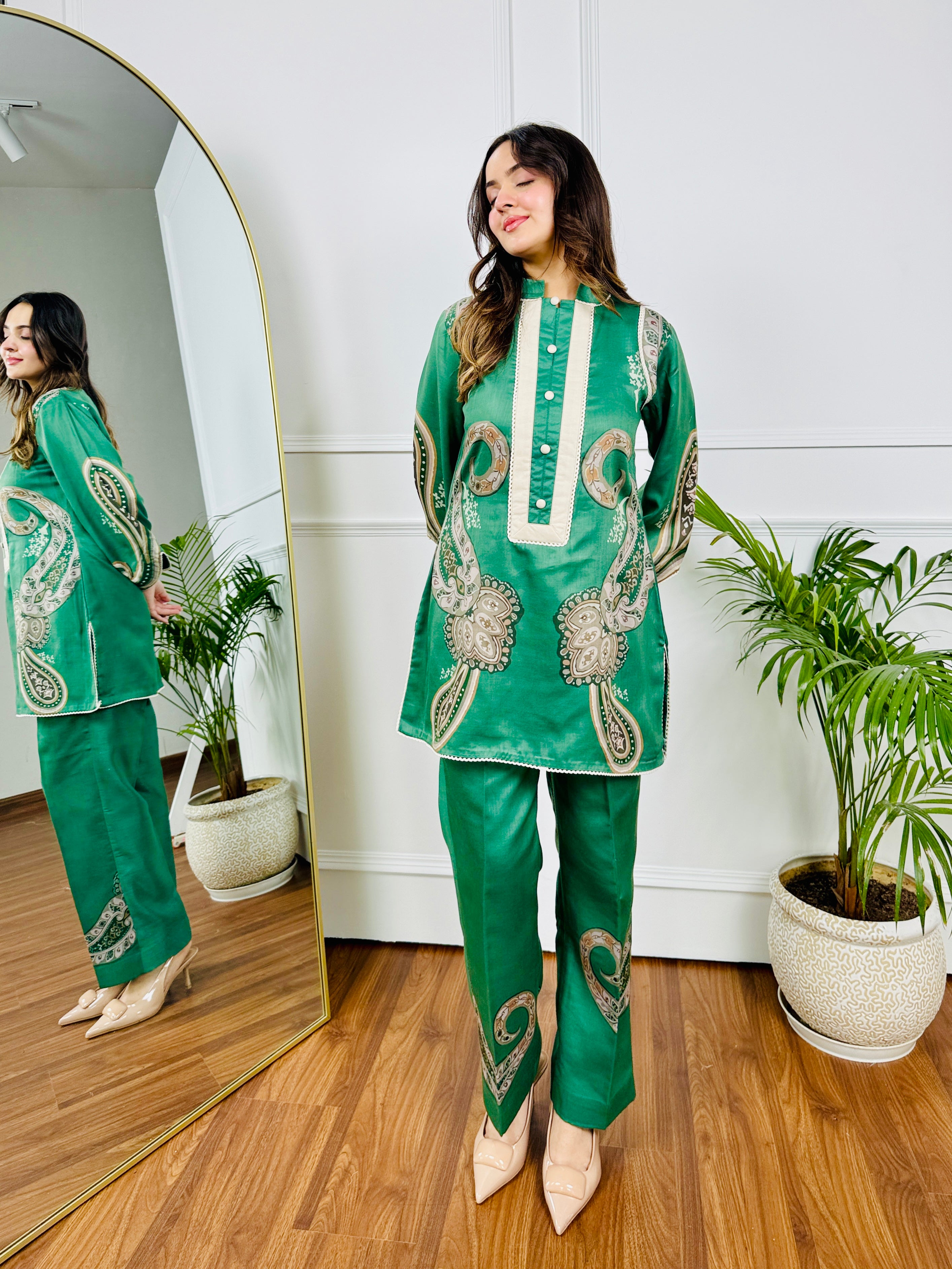 Moss Paisley Kurta Set
