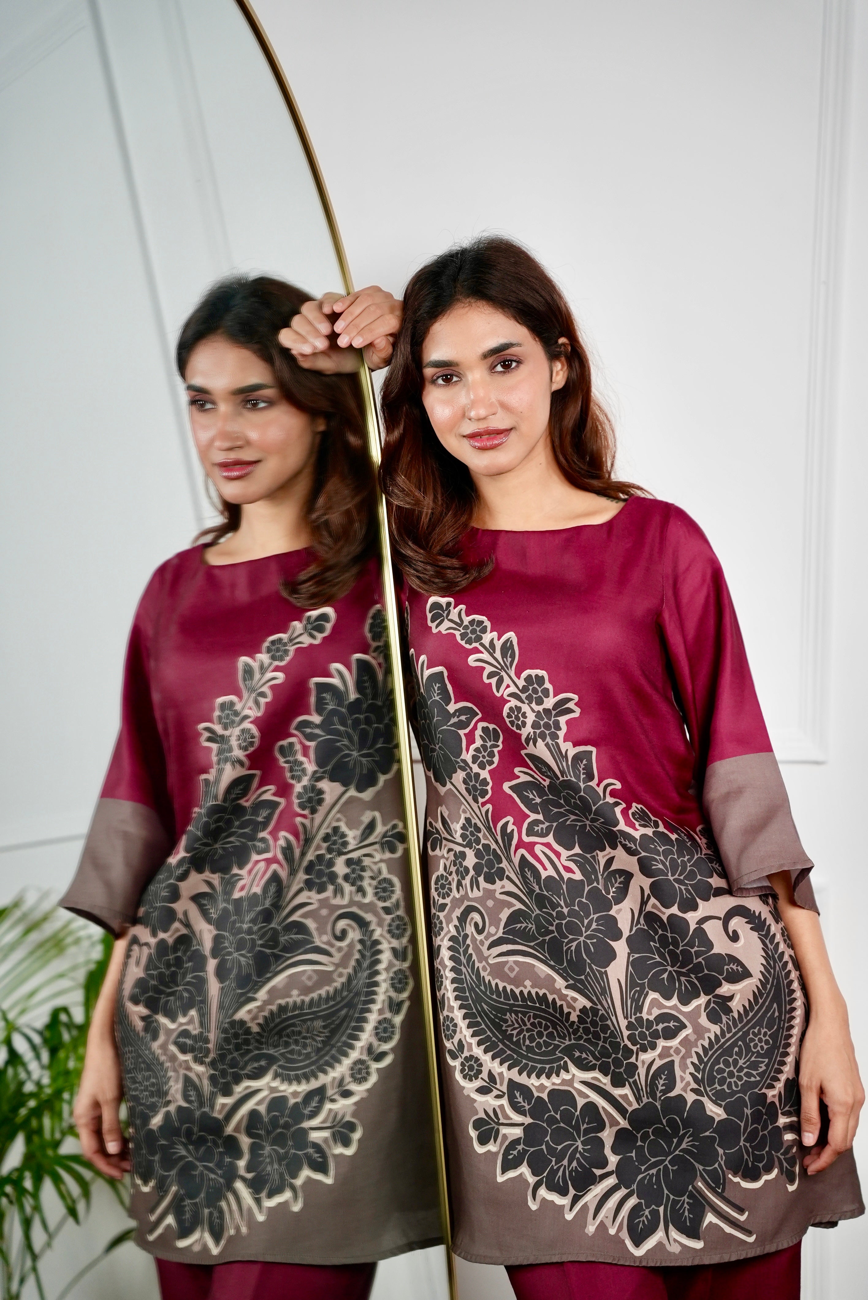 Red Mirage Kurta Set