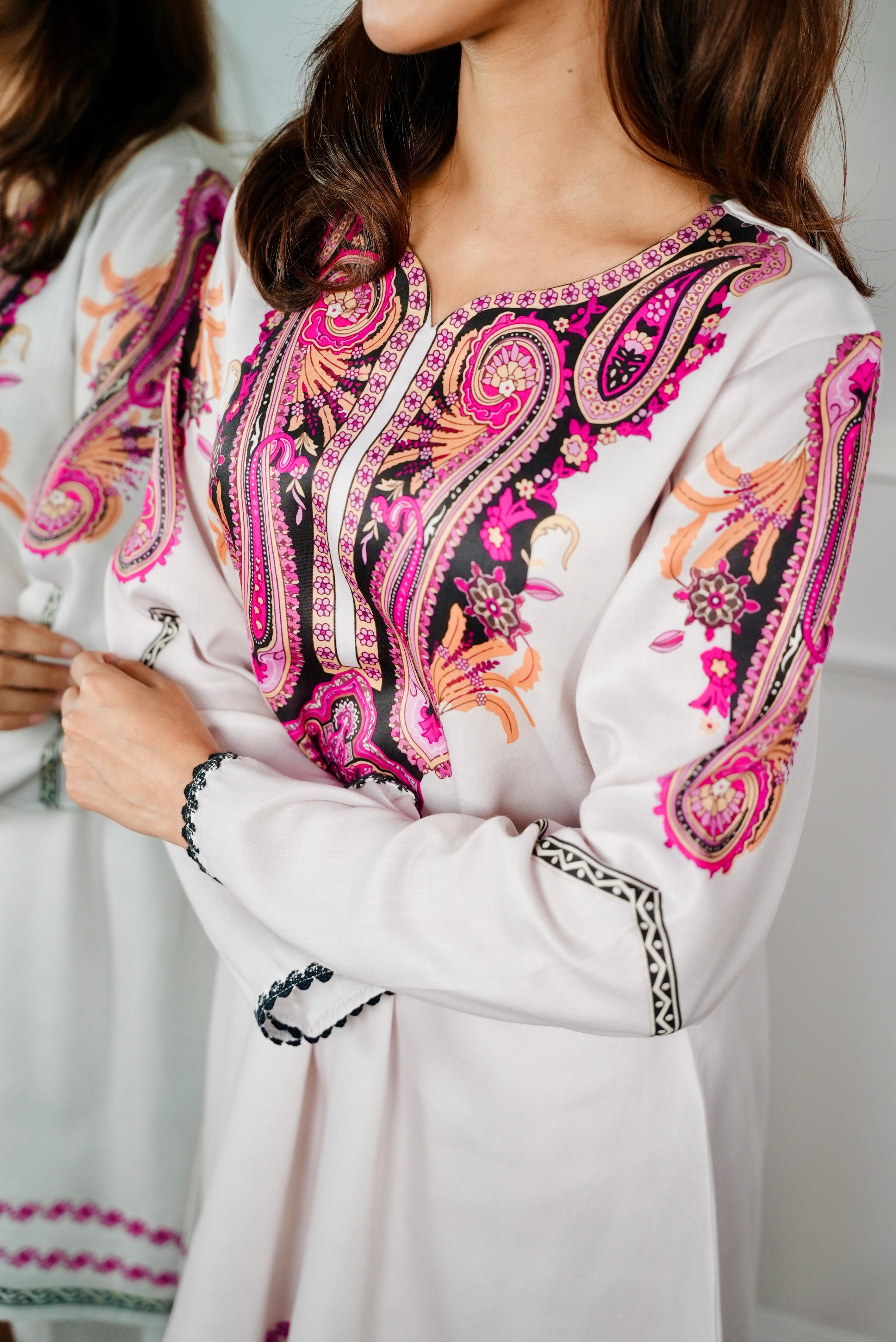 Pearl Paisley Kurta Set