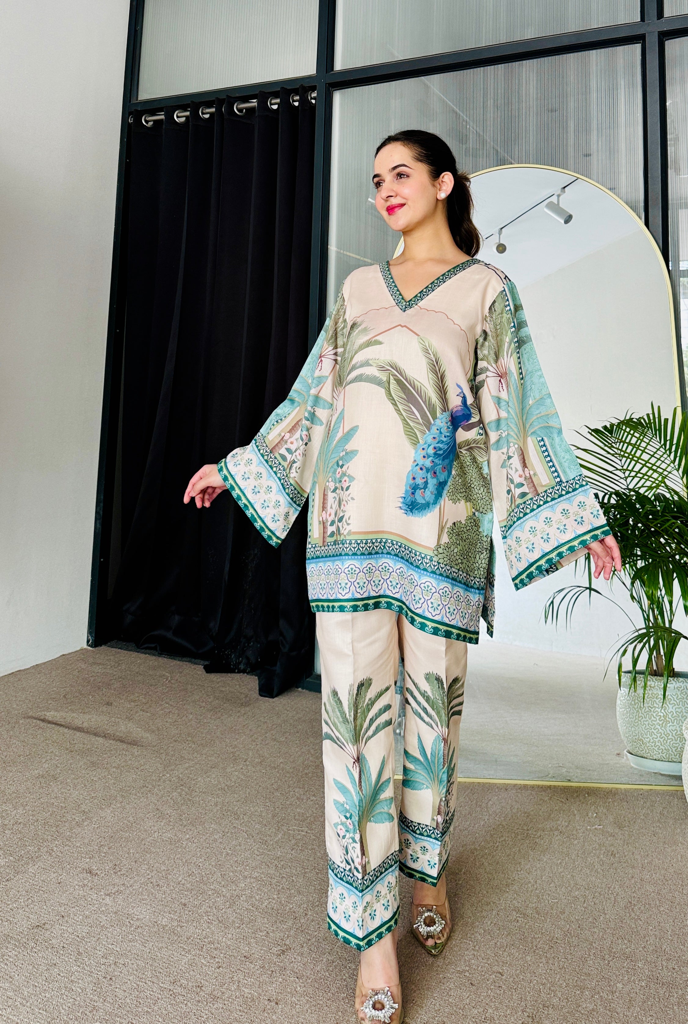 Island Flora Kurta Set
