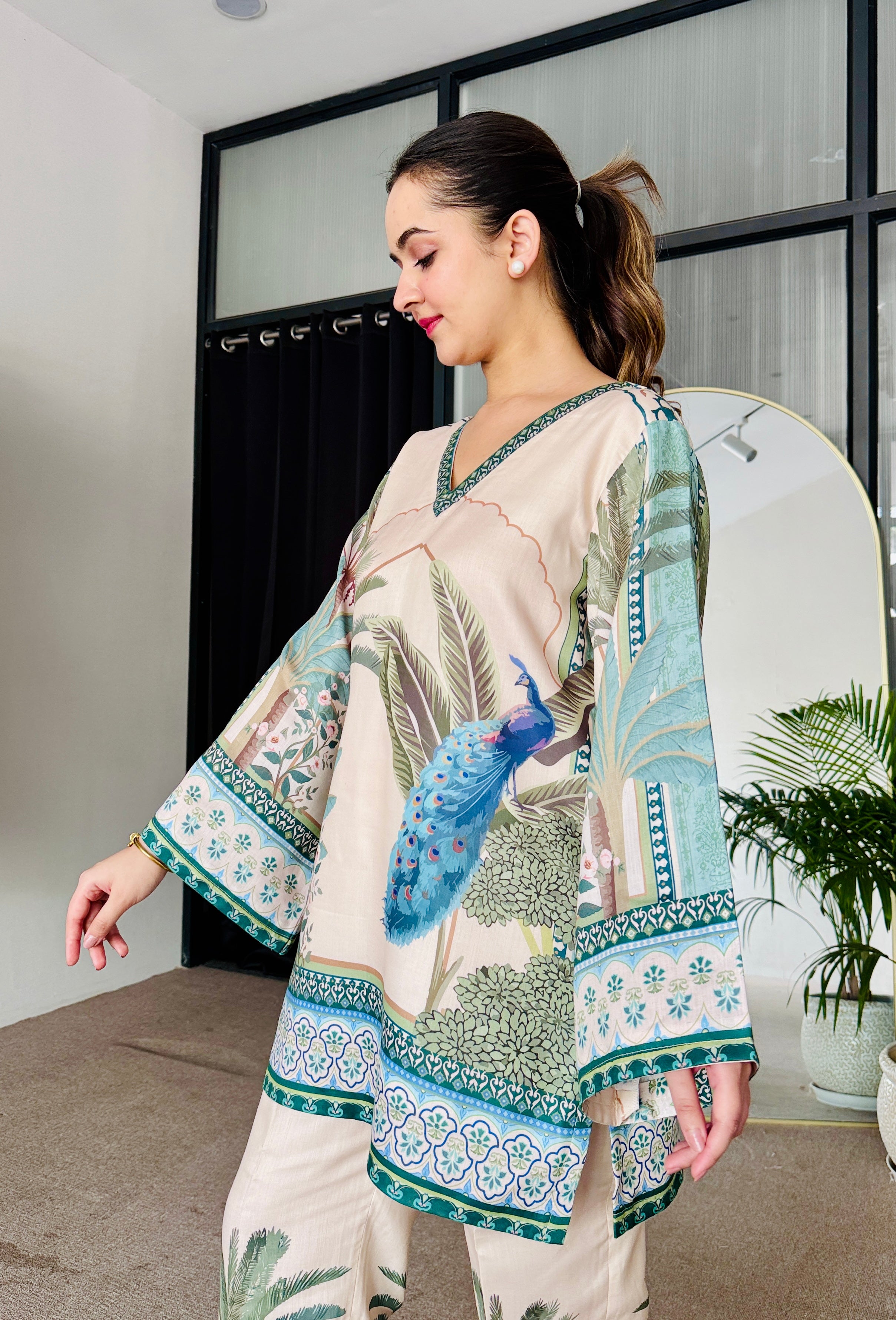 Island Flora Kurta Set