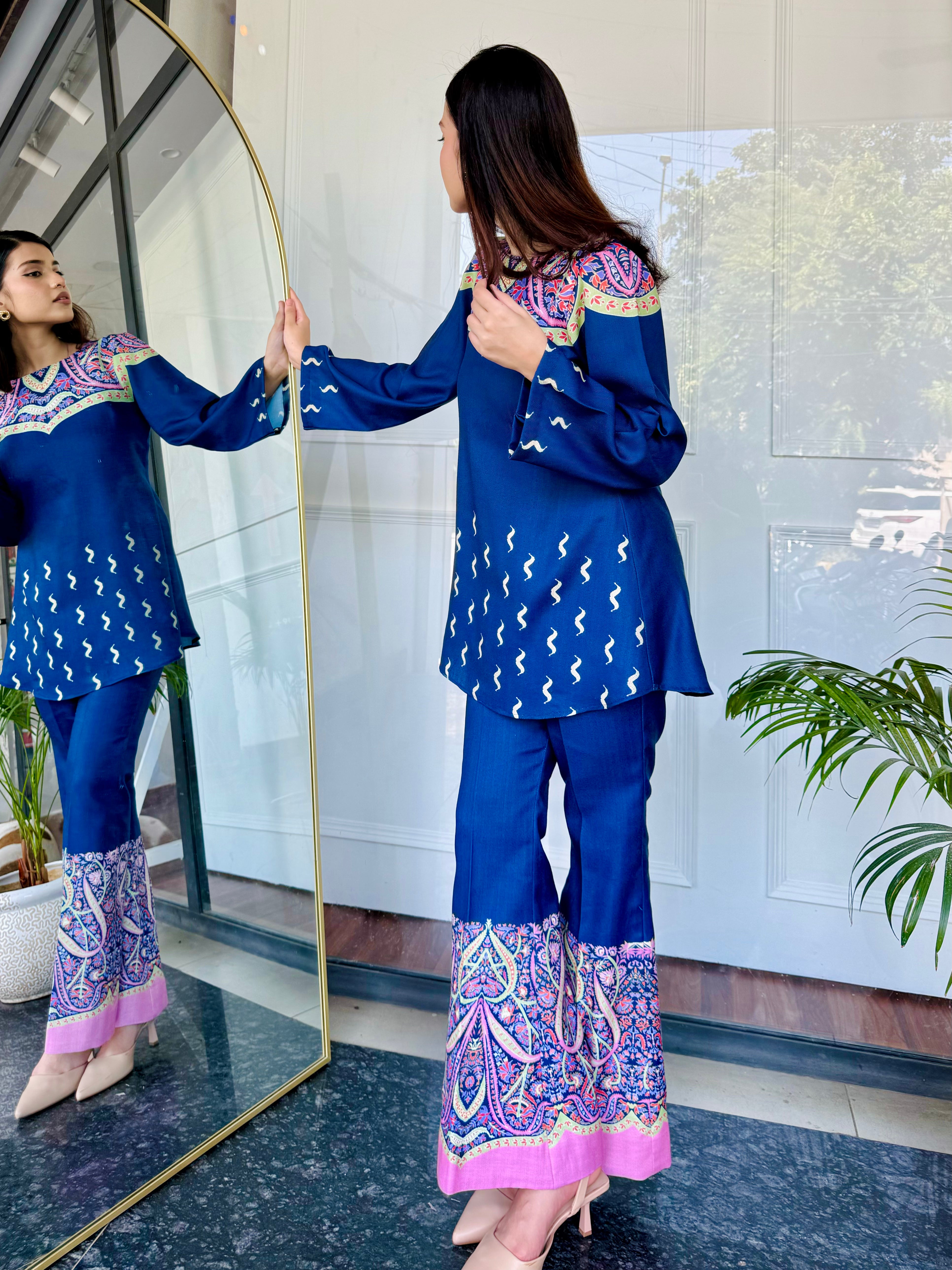 Bijli Blue Kurta Set