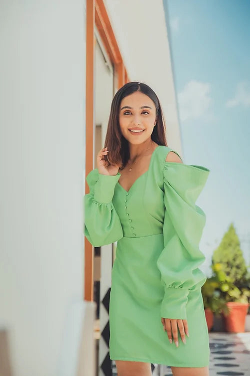 Apple Green Midi Dress With Puff Sleevez