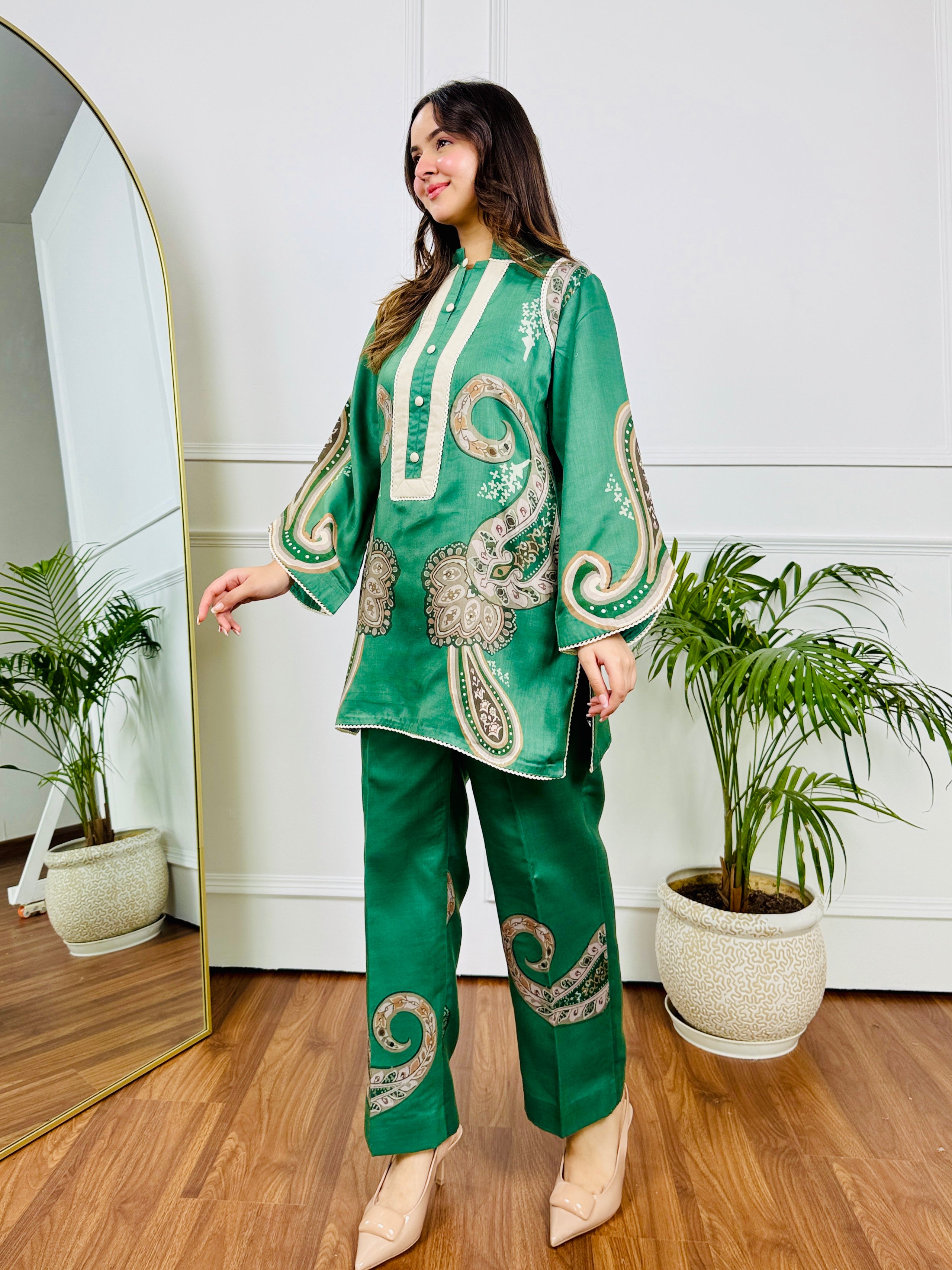 Moss Paisley Kurta Set
