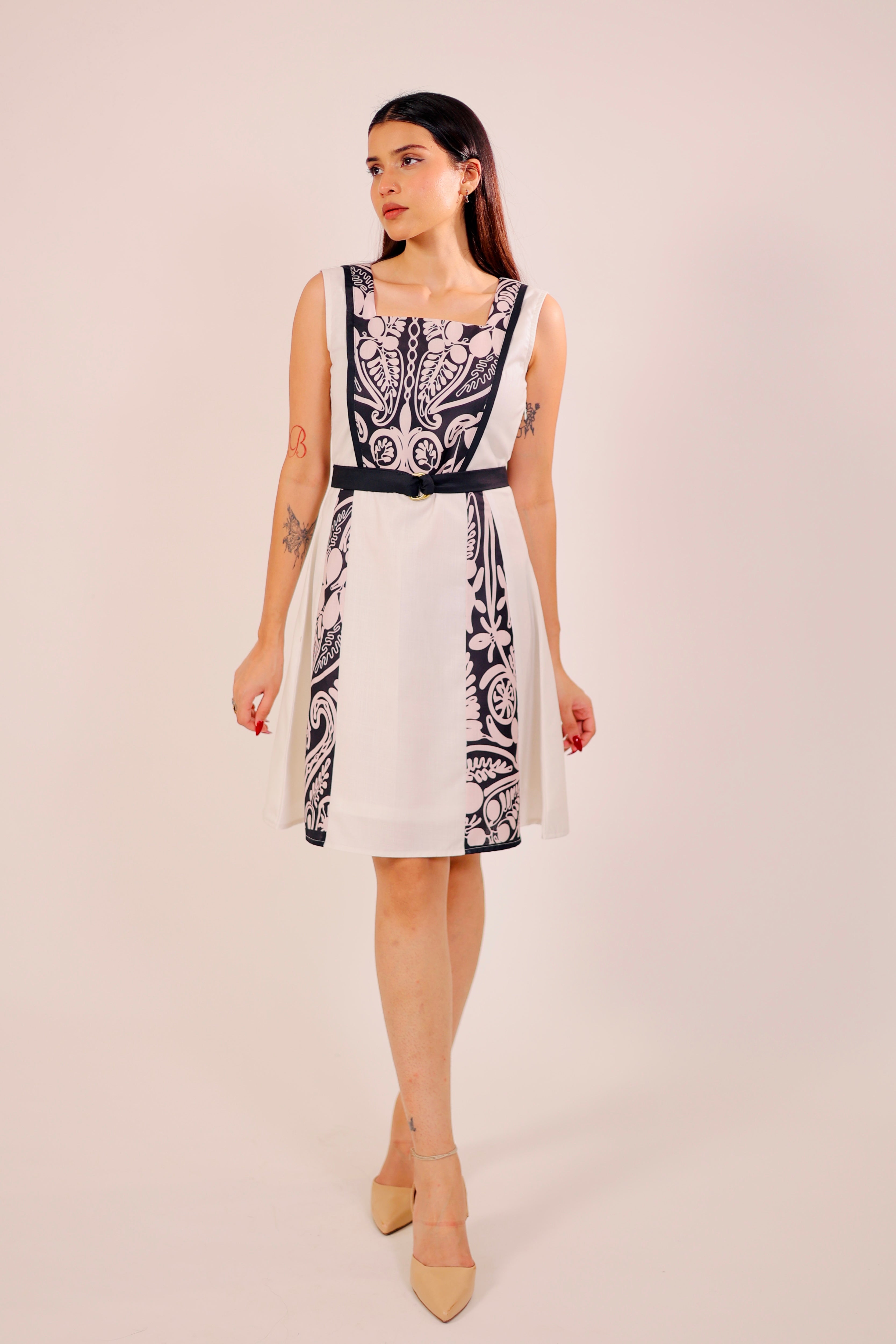 Classic Contrast Midi Dress