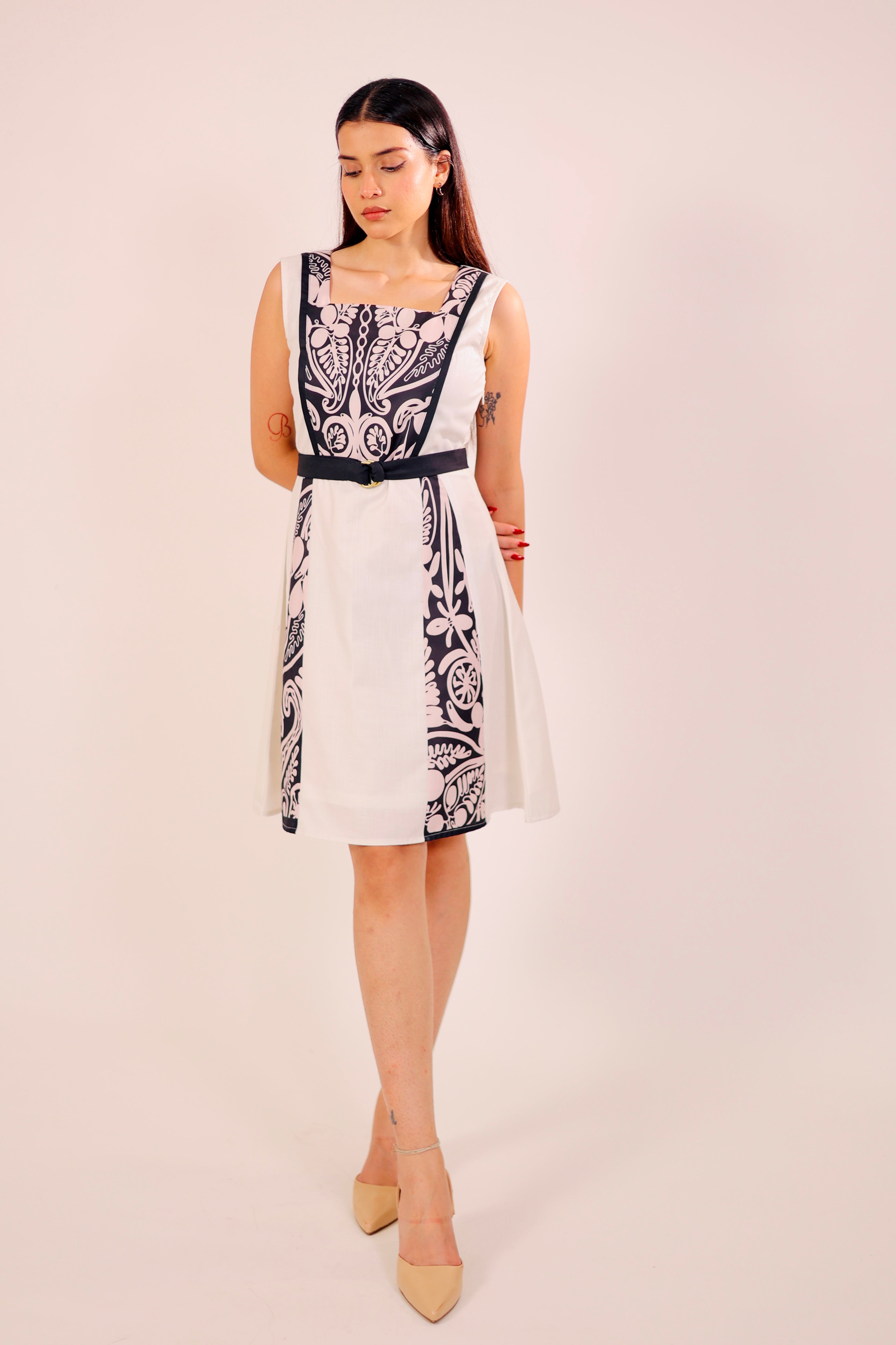 Classic Contrast Midi Dress