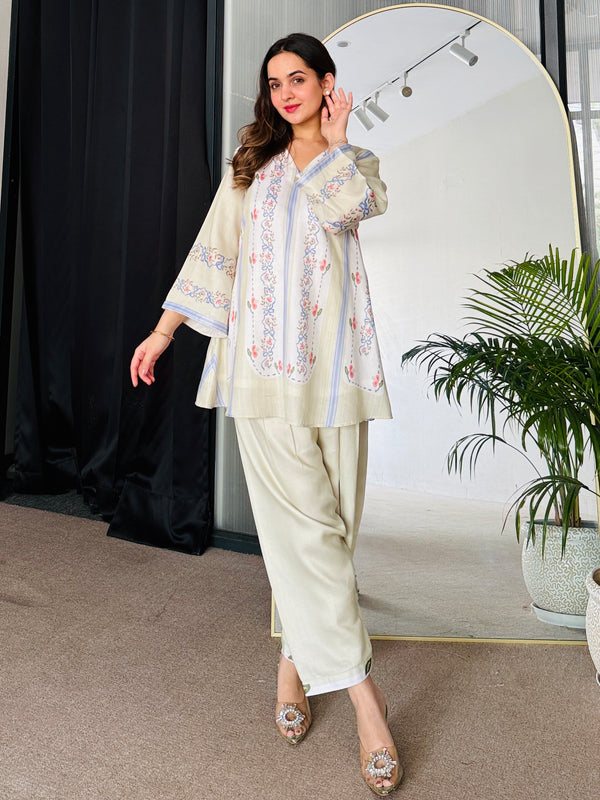 Pista Noor Kurta Set