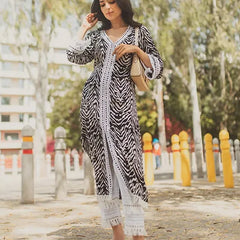 Amaira Pakistani Kurta Set