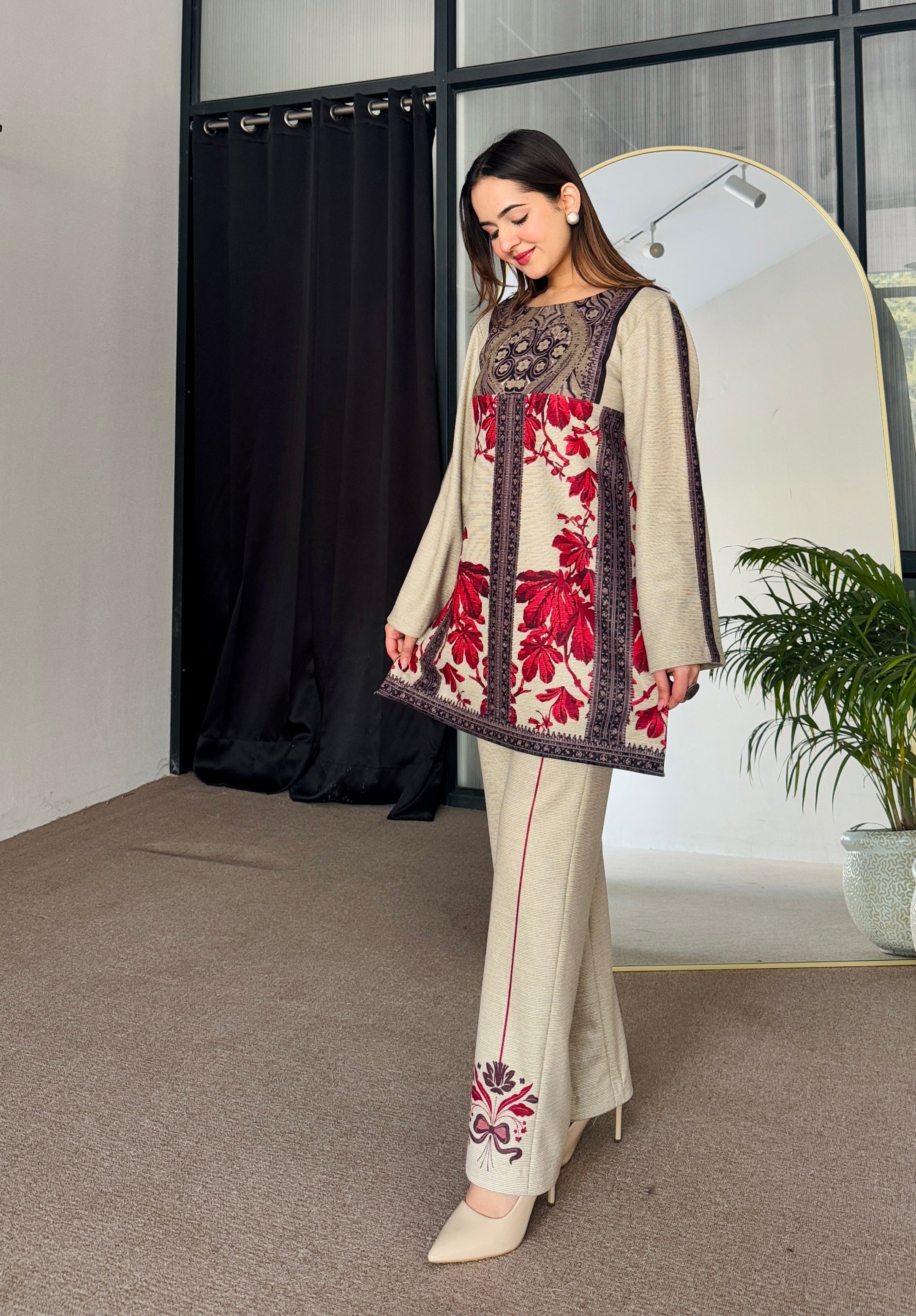 Noor Red Beige Winter Floral Kurta Set