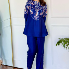 Majestic Bold Kurta Set