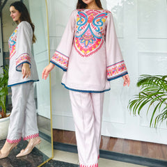 Noor-e-Rang Kurta Set