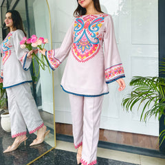 Noor-e-Rang Kurta Set
