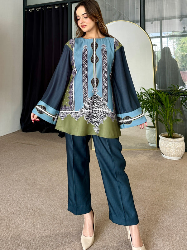 Emerald Elegance Pashmina Kurta Set