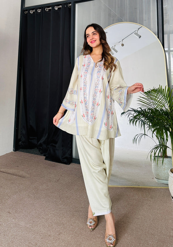Pista Noor Kurta Set