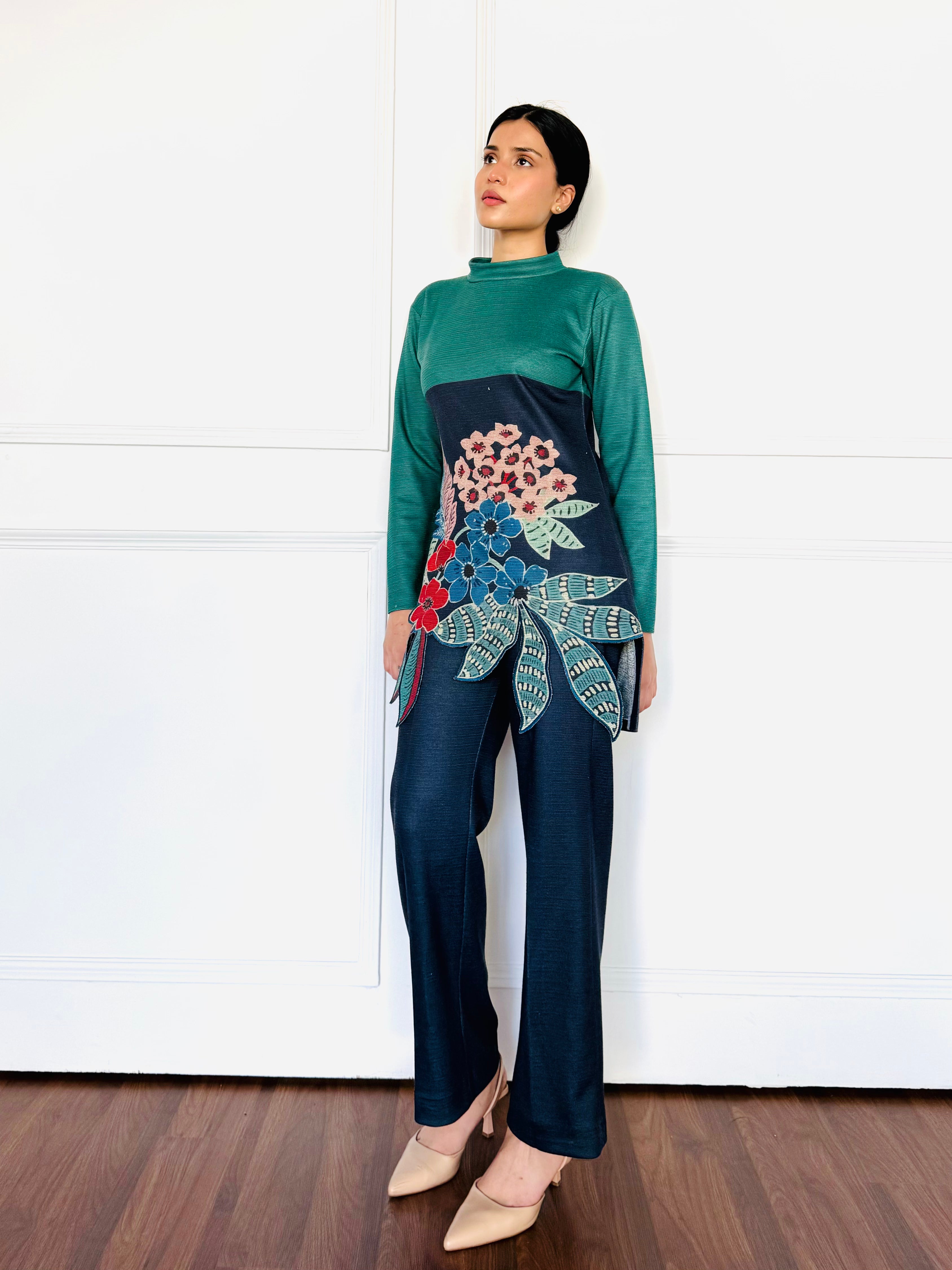 Green & Blue Cutwork Woollen Co-ord Set