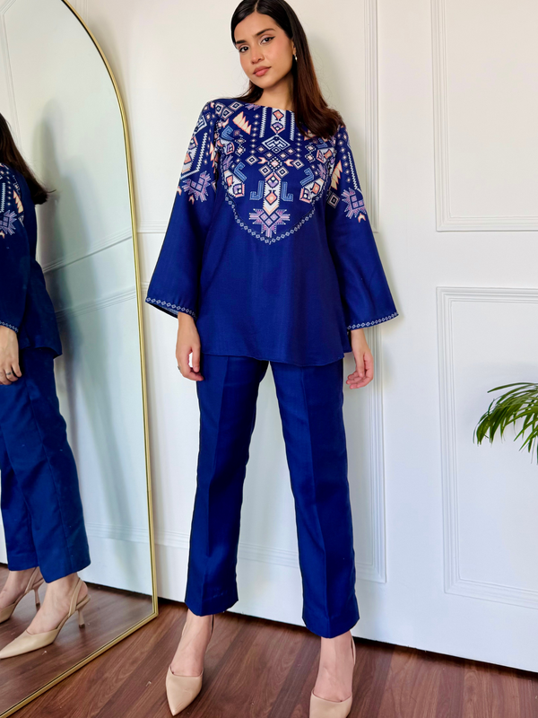 Majestic Bold Kurta Set