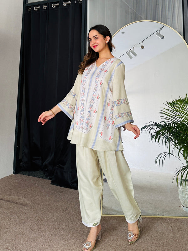 Pista Noor Kurta Set