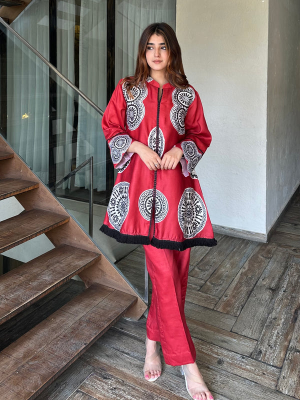 Stunner Red Pakistani Kurta Set