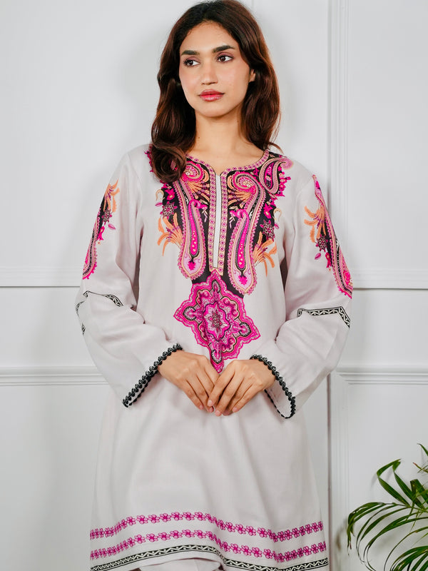 Pearl Paisley Kurta Set