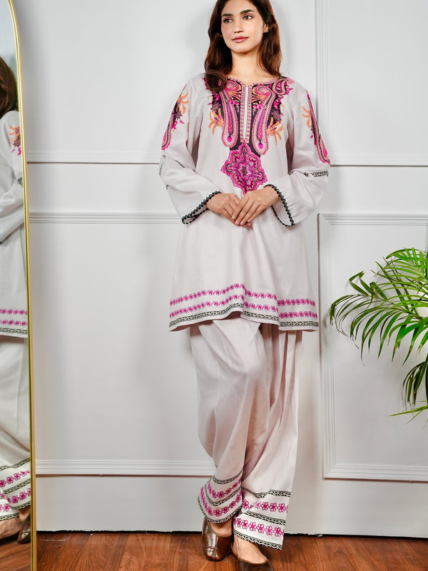 Pearl Paisley Kurta Set