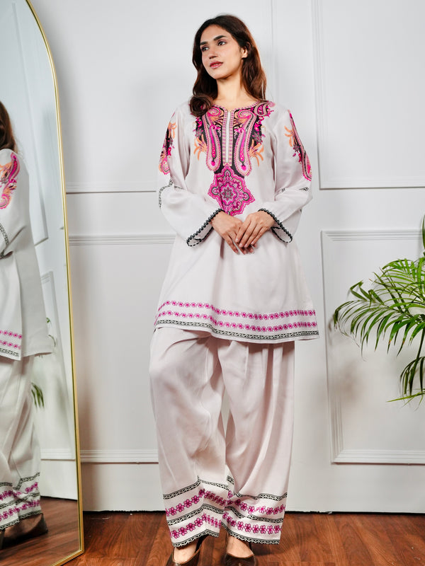 Pearl Paisley Kurta Set
