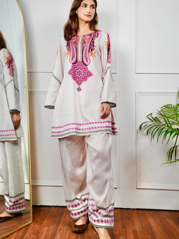 Pearl Paisley Kurta Set