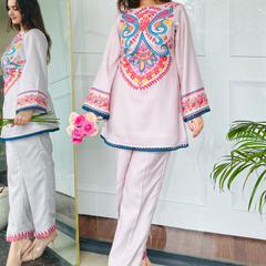 Noor-e-Rang Kurta Set