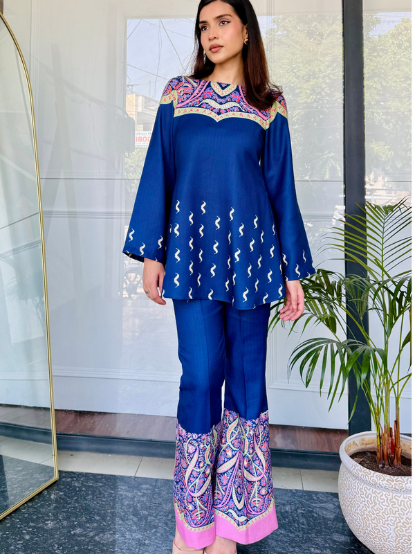 Bijli Blue Kurta Set