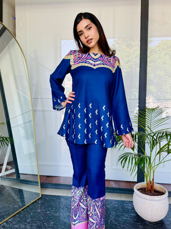 Bijli Blue Kurta Set