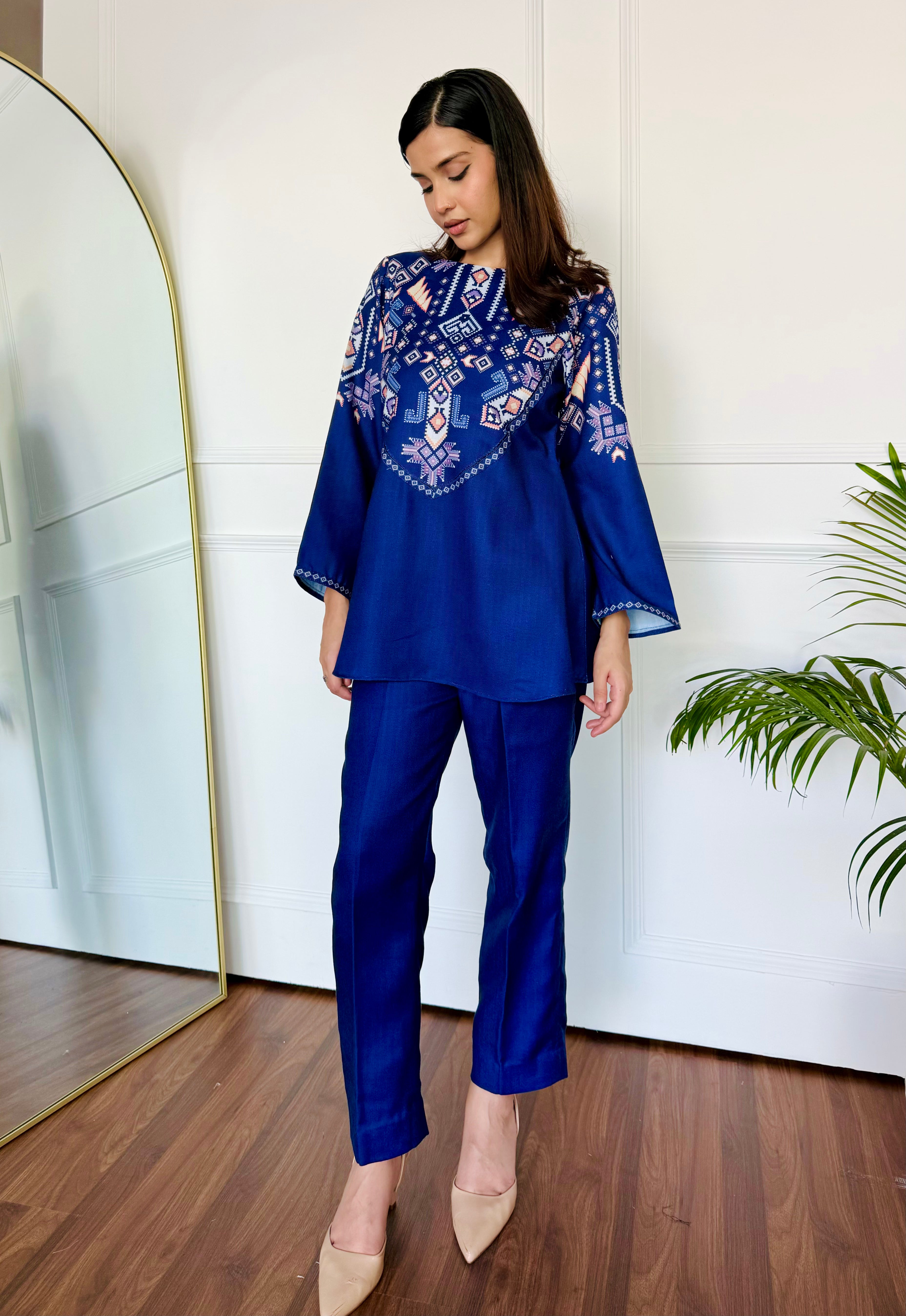 Majestic Bold Kurta Set