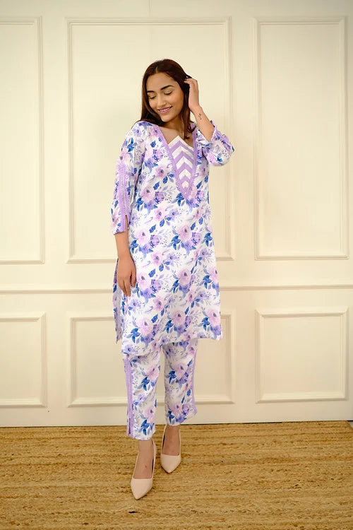 Hania Pastel Floral Pakistani Kurta Set