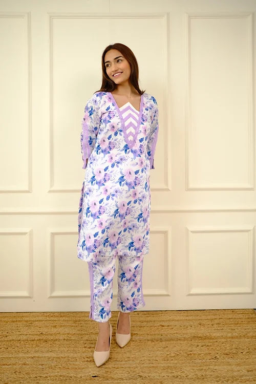 Hania Pastel Floral Pakistani Kurta Set