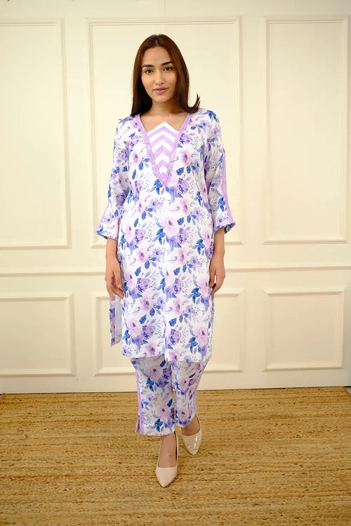 Hania Pastel Floral Pakistani Kurta Set