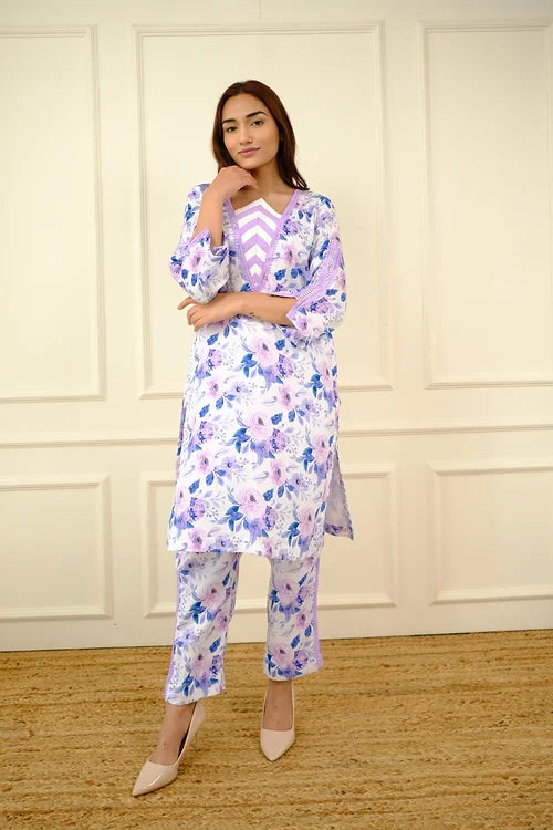 Hania Pastel Floral Pakistani Kurta Set